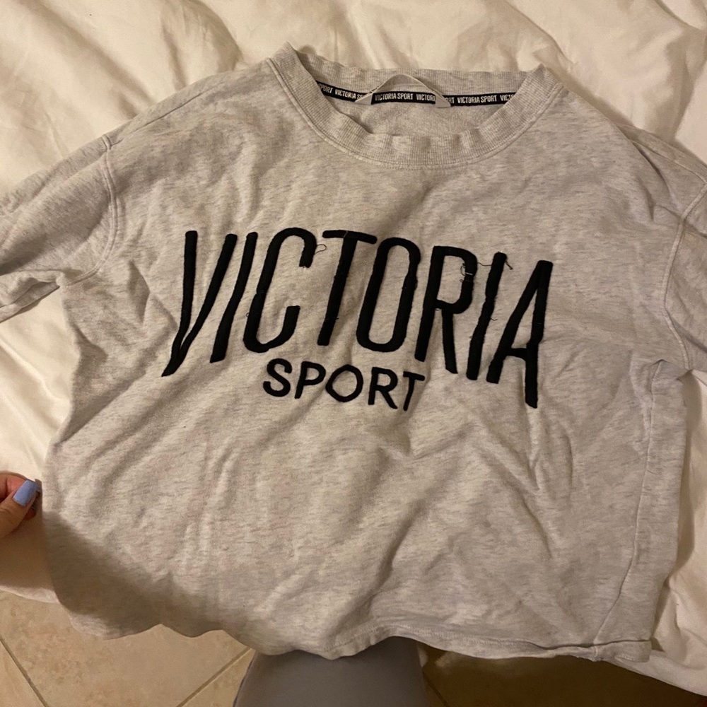 VS sweater